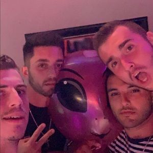 Meet your Posher, Hayden